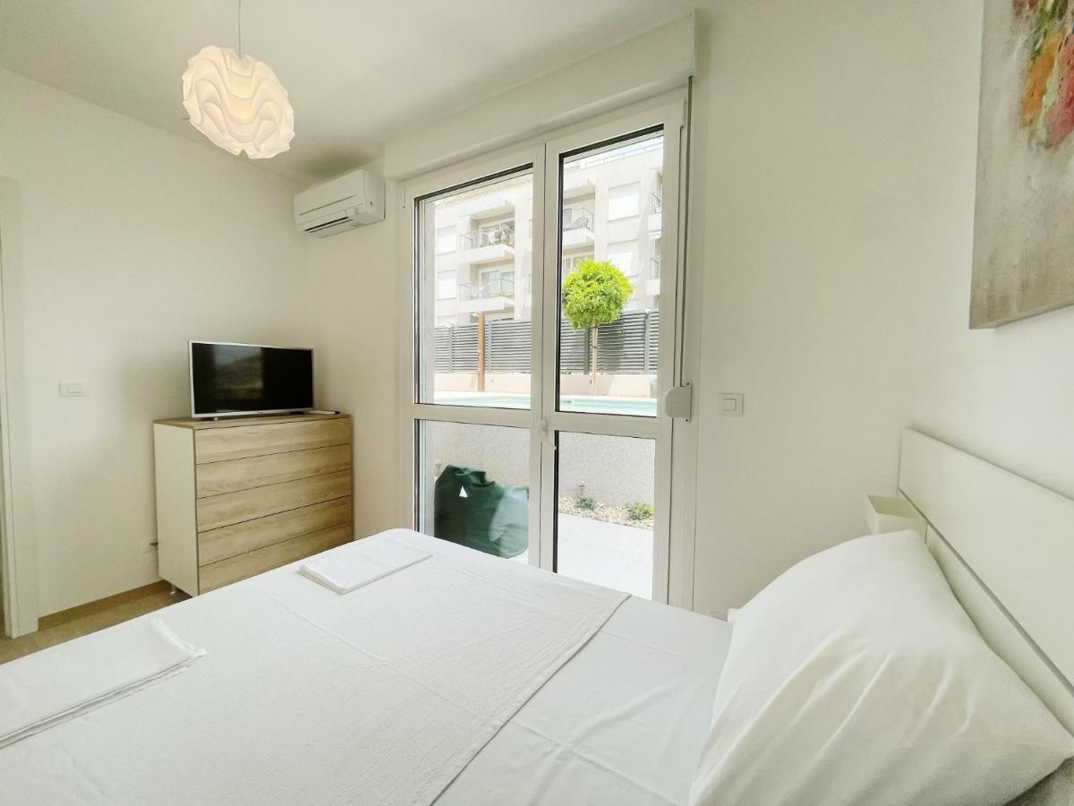 Cozy Seaside Apartment With Pool & Terrace Split Dış mekan fotoğraf
