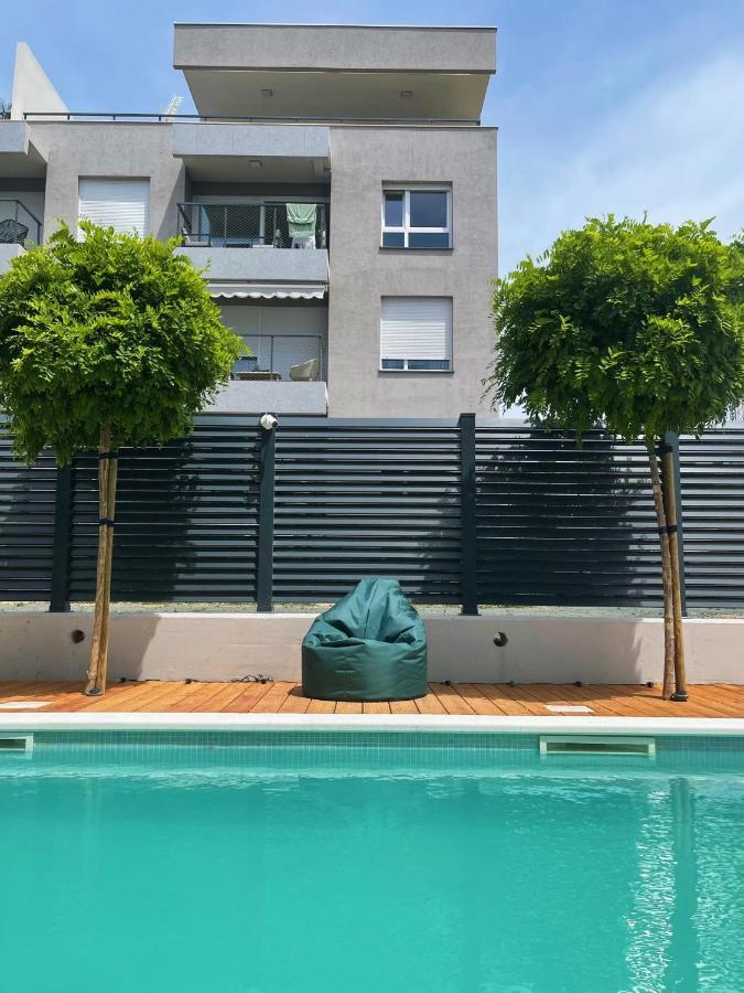 Cozy Seaside Apartment With Pool & Terrace Split Dış mekan fotoğraf
